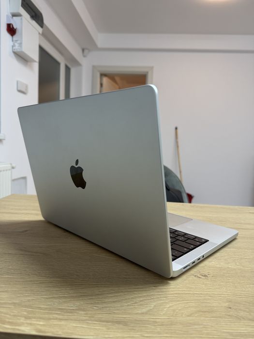 Macbook M1 Pro 14 inch 1T SSD Baia Mare • OLX.ro