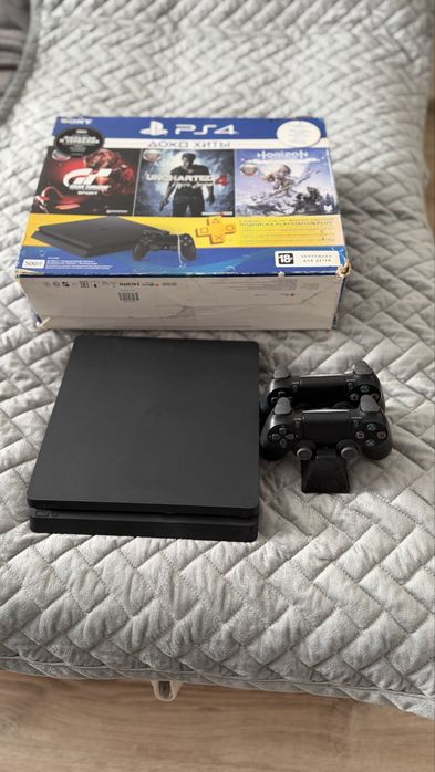 Продам Sony Playstation 4 slim