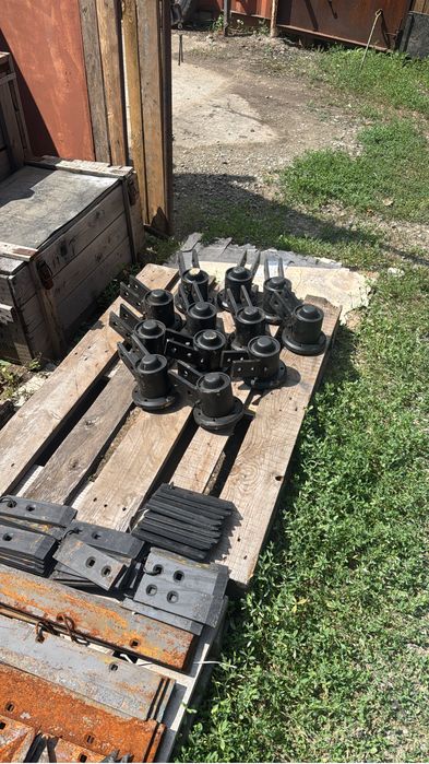 Продам башмак кпш-9, лемех пг-3-5, стойка кпш-9, отвал плуга