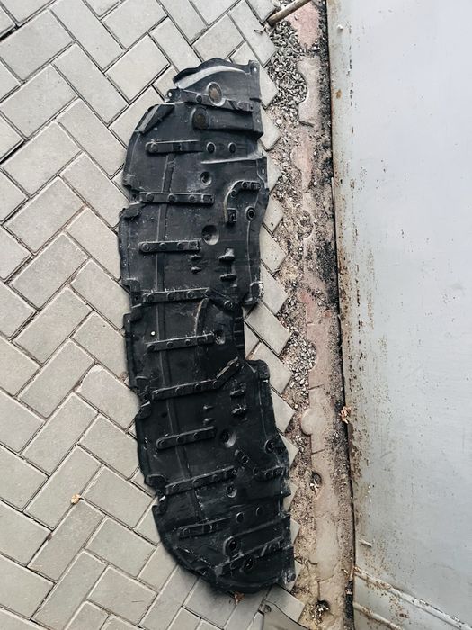 Продам поддон для камри