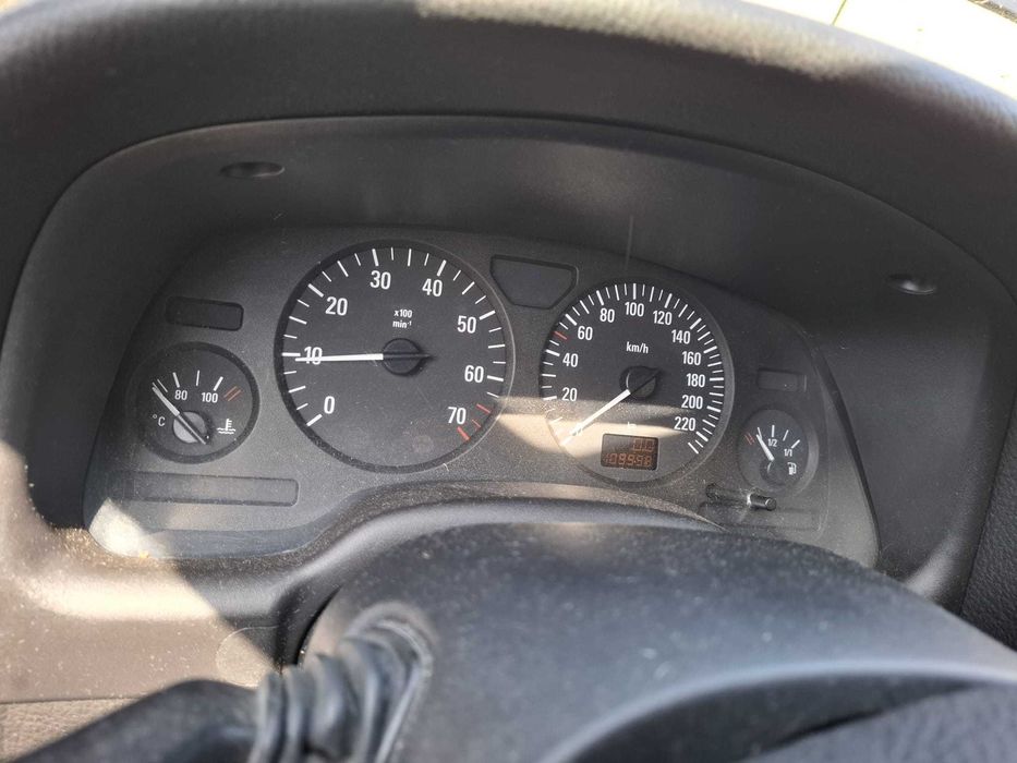Vând Opel Astra G 1.4 BENZINĂ – 2007 – 110.000 km REALI – UNIC PROPRIETAR!