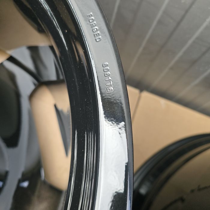 Чисто нови ковани 23" джанти за Mercedes GLS/GLS 63 AMG