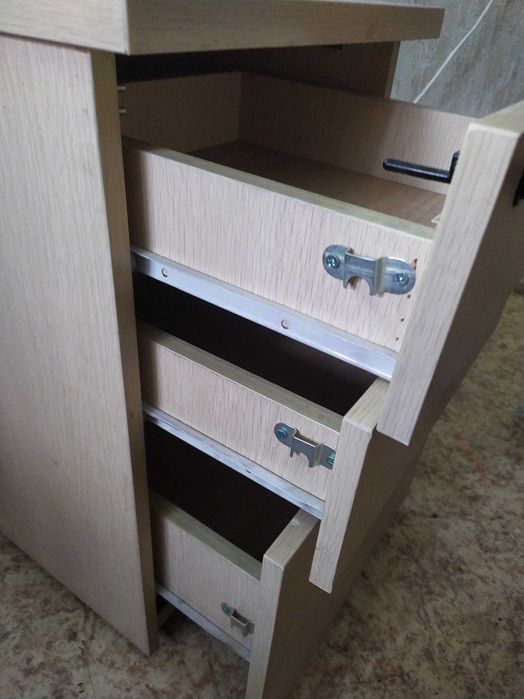 Тумба офисная (3 ящика)