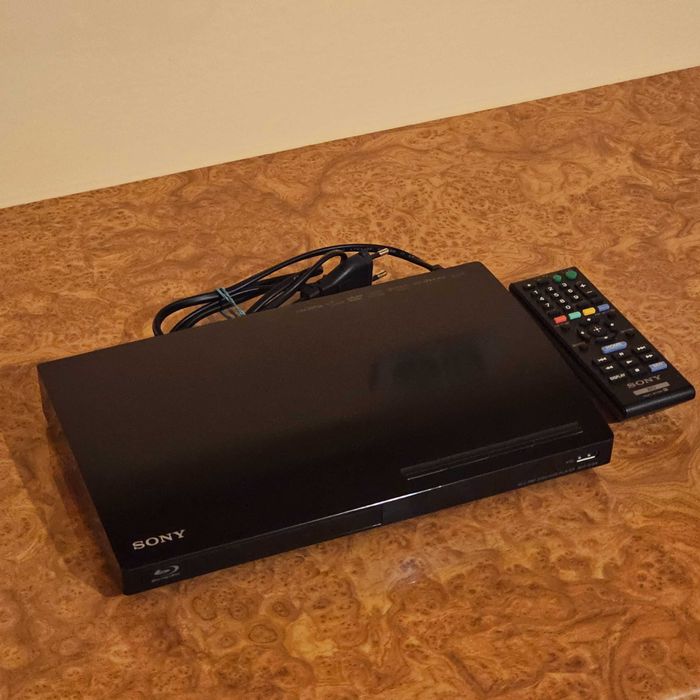 Sony BDP-S185 + дистанционно + HDMI кабел Blu Ray Блу Рей PlayStation