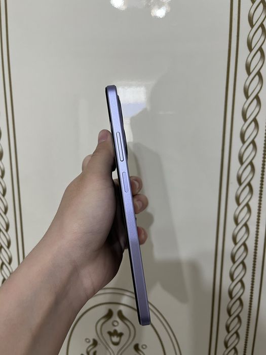 Смартфон OPPO A5i (4/128) Starry Purple б/у продаю