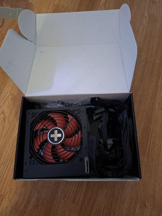 Захранване 450W Xilence