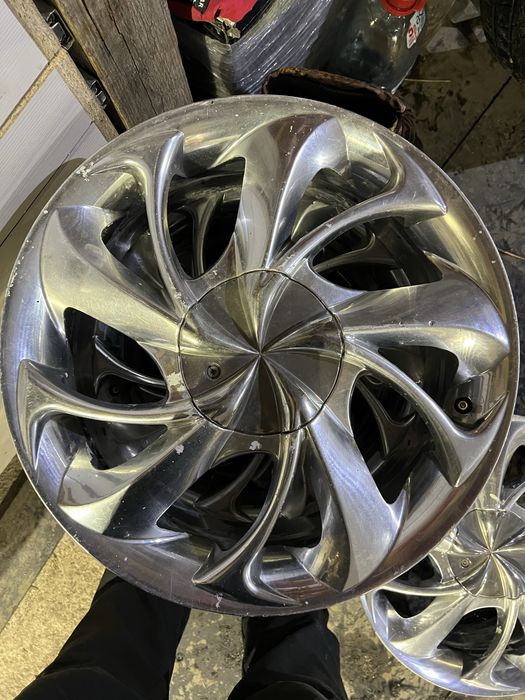 Диски Racing Wheels H-182