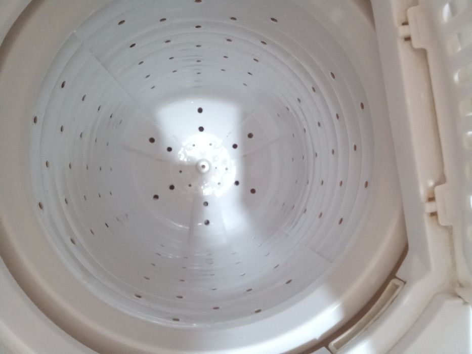 Yarim avtomat kir yuvish mashinasi