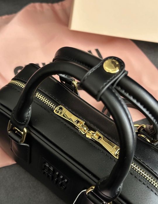 Чанта Miu Miu/Jacquemus