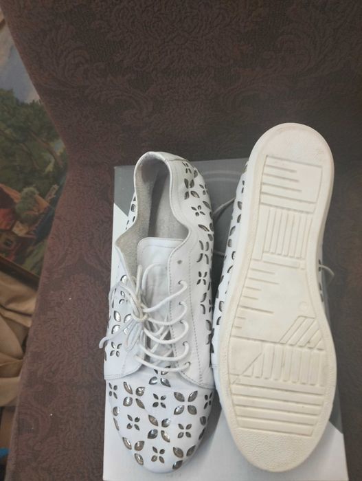 Естествена кожа спортни удобни обувки 40н