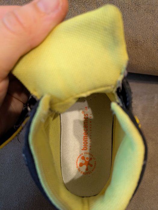 Боти Biomecanics в черно и жълто