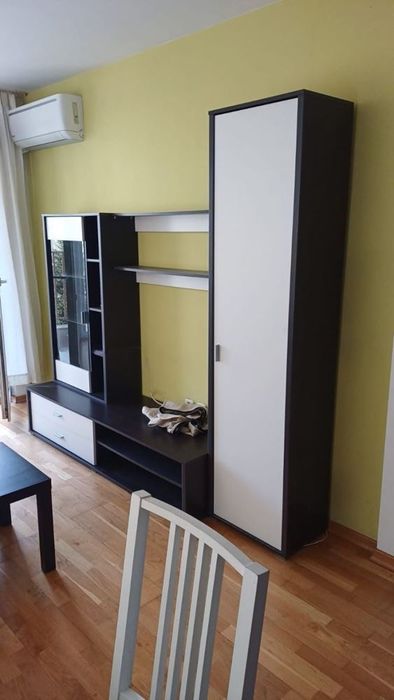 Дава се под наем Тристаен апартамент в София, Хладилника - 75 кв.м за 697.17 € - Снимка #1