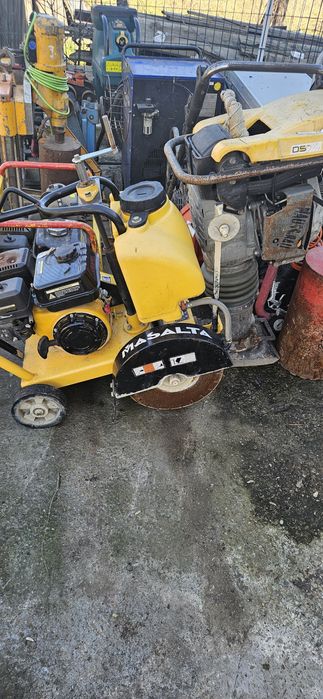 Hilti  Makita  Milwaukee