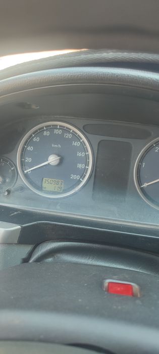 Продам Газель .Двигатель камминз 2,8. ,