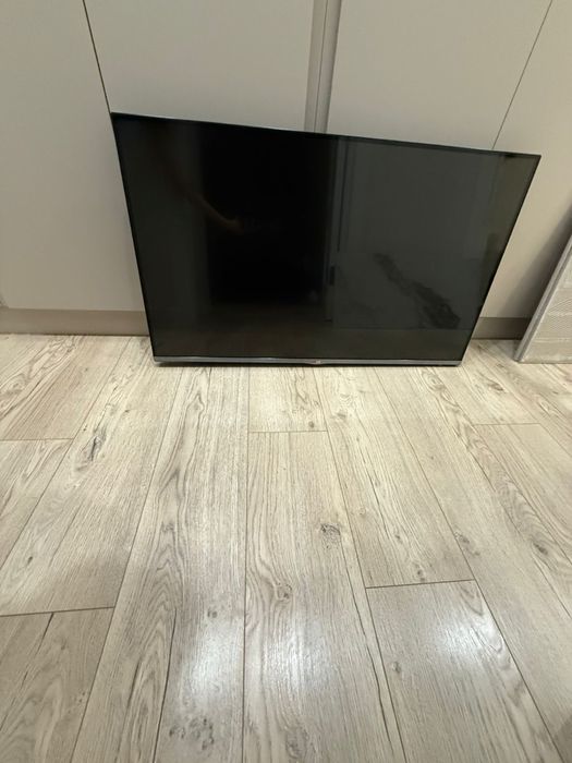 Продам LG телевизор б/у