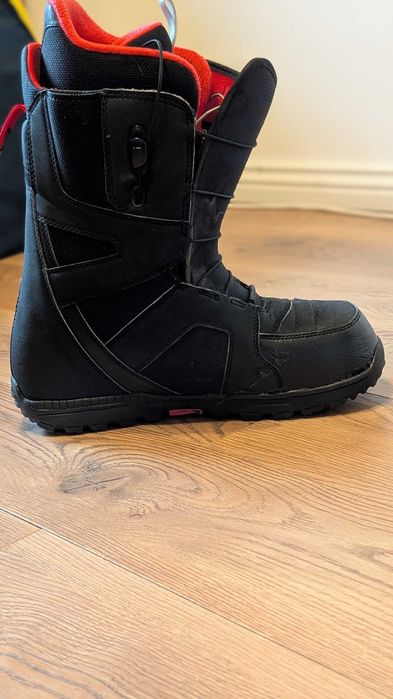 Boots Snowboard Burton Moto – mărimea 44 (US 11) – stare buna