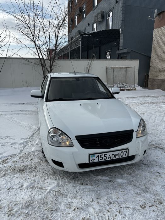 Продам приора 2 люкс в отличном состоянии,