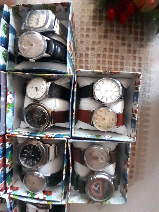 Часовници от соца. РускиРадио антика от 1956год Сребърен джобен