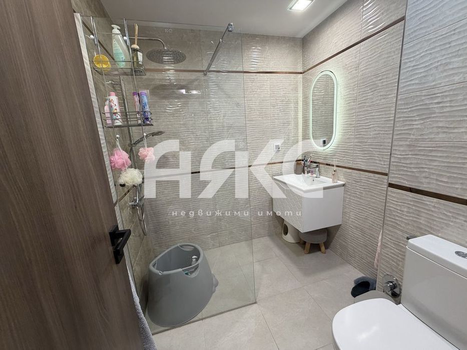 Тристаен обзаведен апартамент в кв. Драгалевци