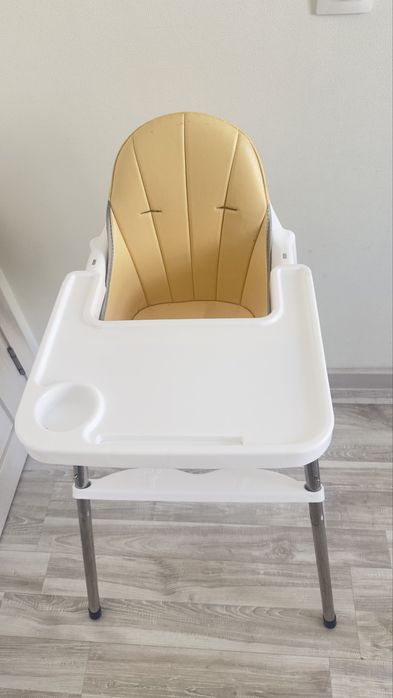 Продам стулья для кормления