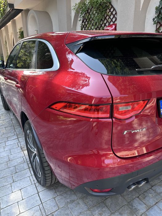 Jaguar F-Pace 20d R-Sport Super dotat