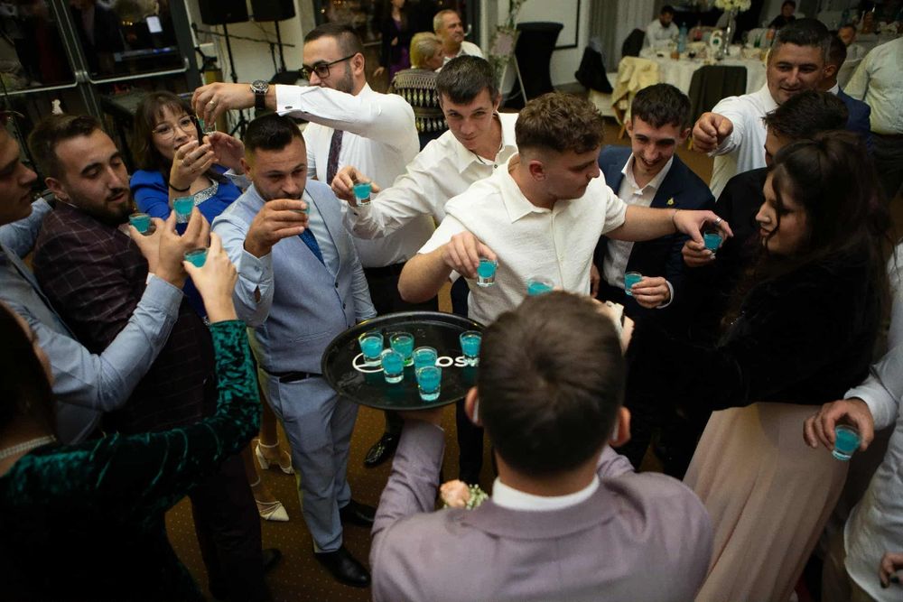 Cocktail bar / Bar mobil / Barmani / Nunți/Majorate/evenimente