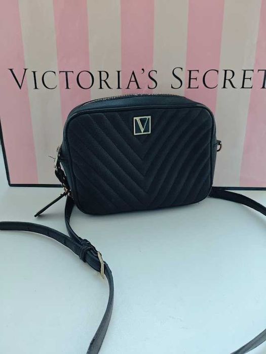 Victoria's Secret оригинална бяла кросбоди чанта/портмонета