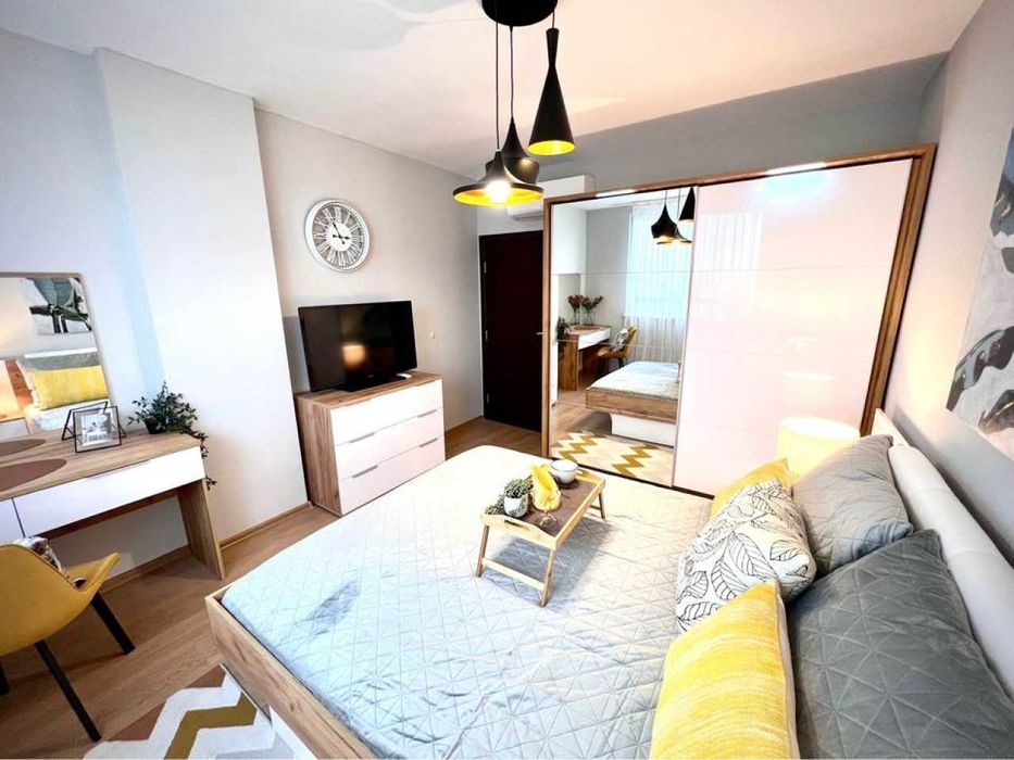 Продава се Тристаен апартамент в Пловдив, Южен - 95 кв.м за 2053 €/кв.м - Снимка #3