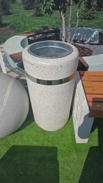 Урны, вазоны, скамейки  мрамор