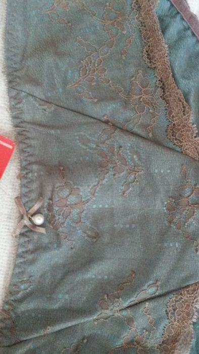 Оригинално ново бельо