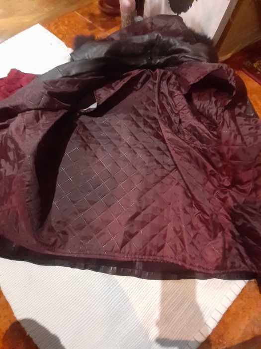 Geacă de piele și  bluză mărime XL