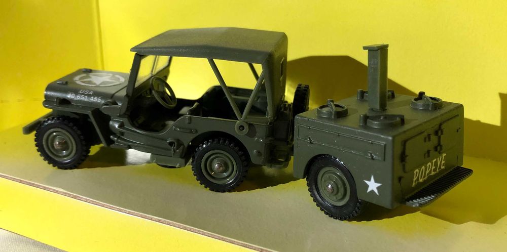 Macheta militara Verem Jeep cu cantina USA 1940 scara 1 43