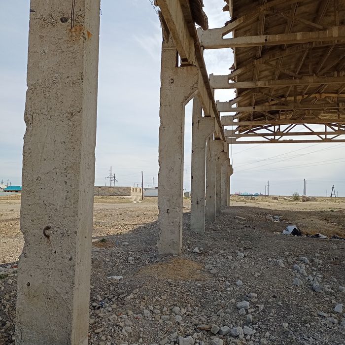 Жб колонны жб плиты жб стаканы жб фермы.