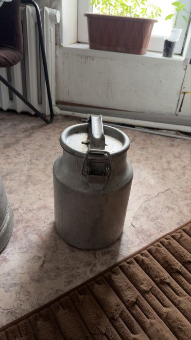 Продам флягу б/у