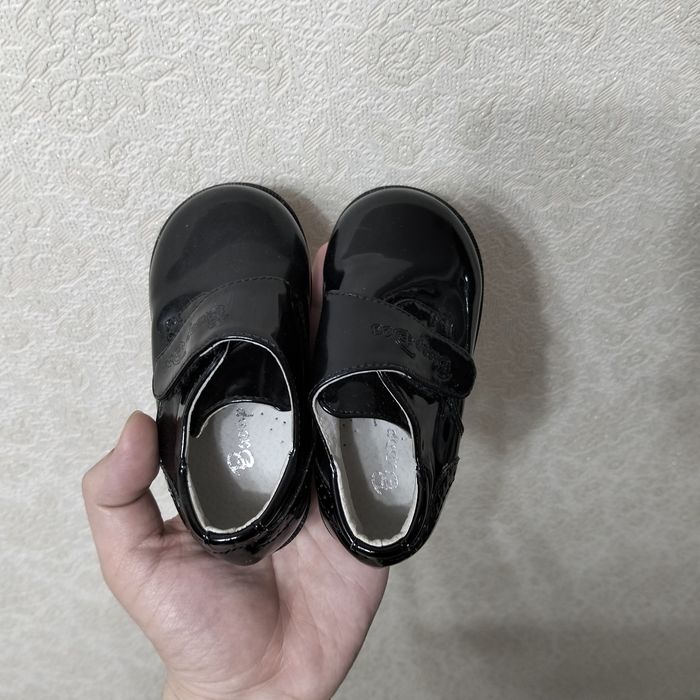 Продам туфли детский