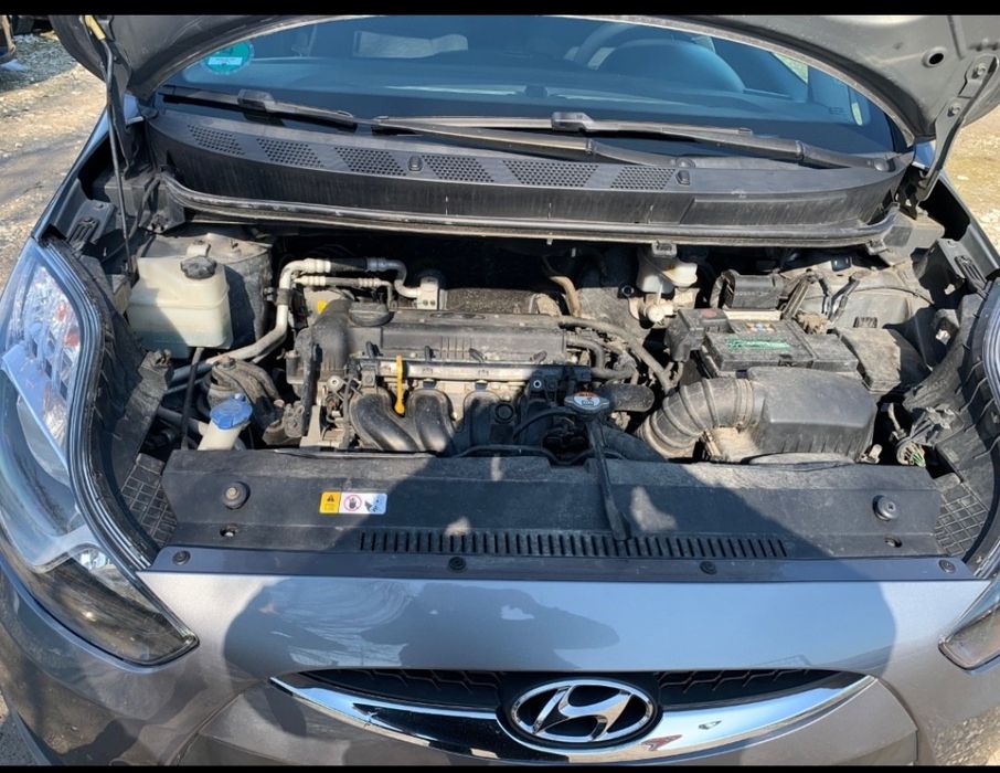 Продавам  Хюндай  ix20
