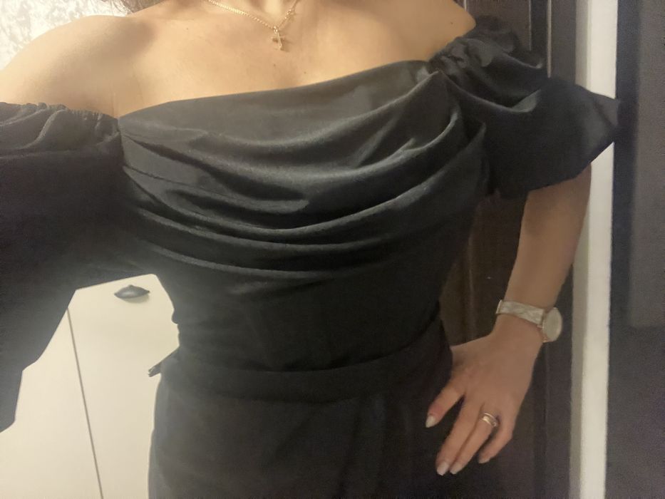 Rochie neagra , fara curea inclusa