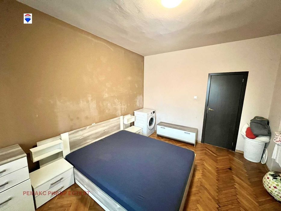 Продава се Тристаен апартамент в Русе, Център - 78 кв.м за 1794 €/кв.м - Снимка #5