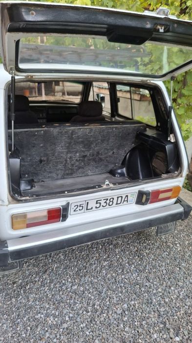 Niva 4×4  (Vaz 2121) narxini kelishamiz