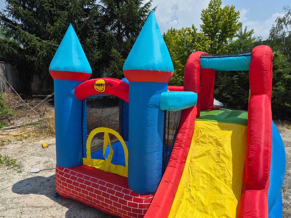 Vând castel gonflabil pentru copii