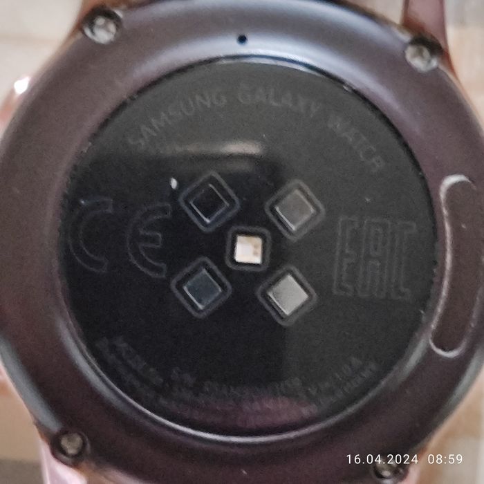 Смарт-часы samsung оригинал в рабочем состоянии