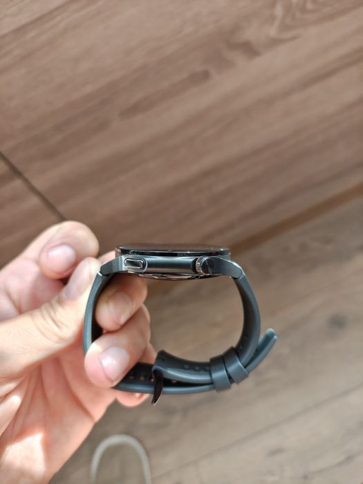 Продавам oneplus watch 4