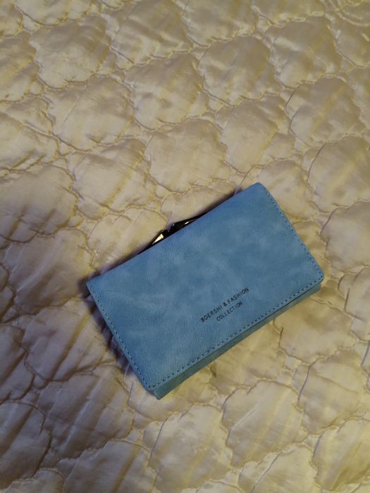 Продам женский кошелёк