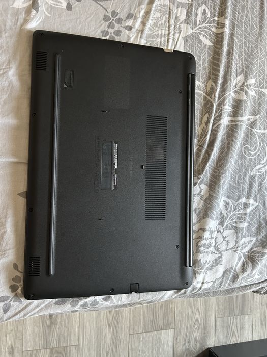 Laptop dell inc latitude 3500