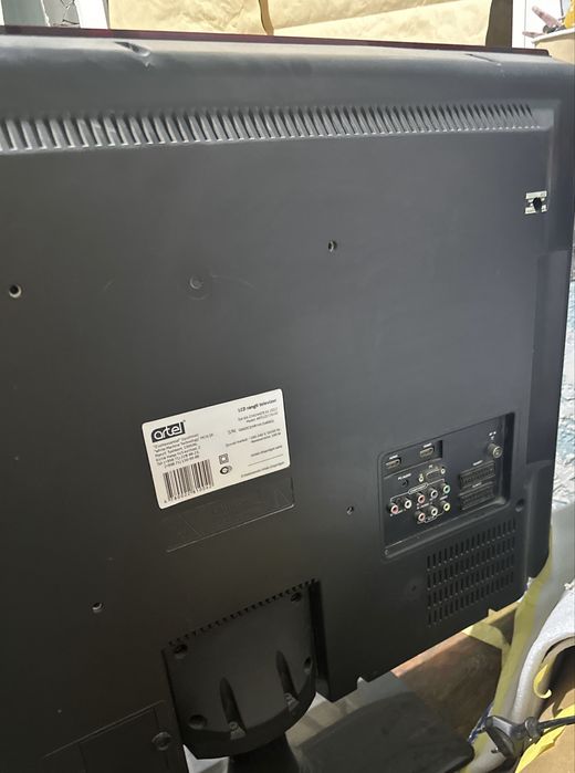 Artel не смарт.32 дюйма б/у