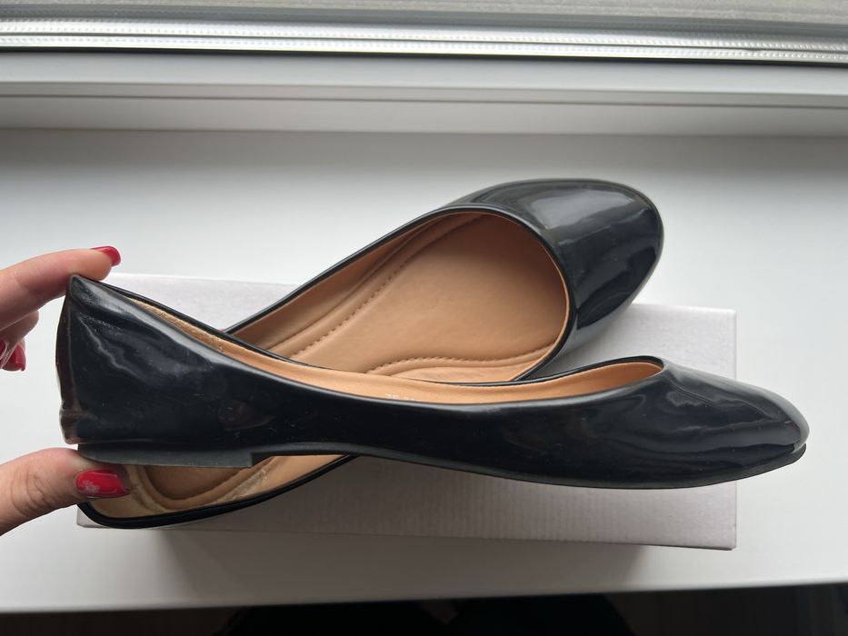 Балетки черные