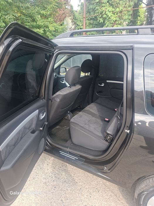 Vând Dacia Logan Mcv 16 16 valve
