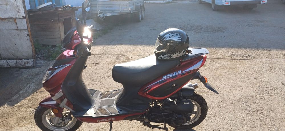 Продам/обменяю скутер Racer