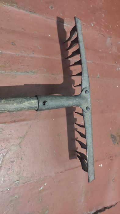 Кувалда железная, грабли советские: 10 000 тг. - Фены, укладка волос ...