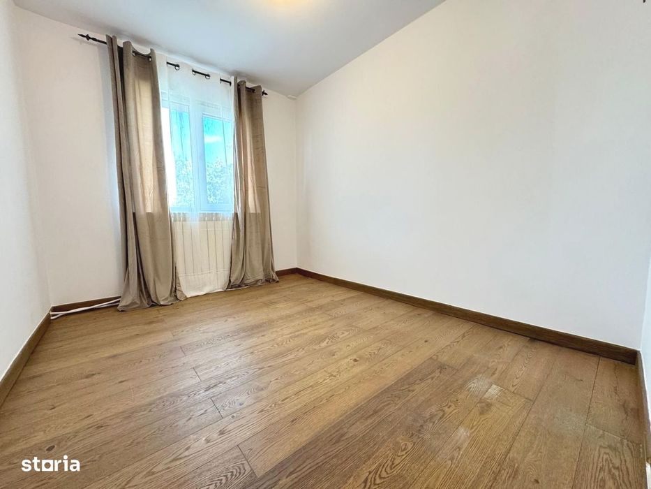 Apartament 4 camere, etaj intermediar, CT, AC, PVC, accept credit — fotografia 3